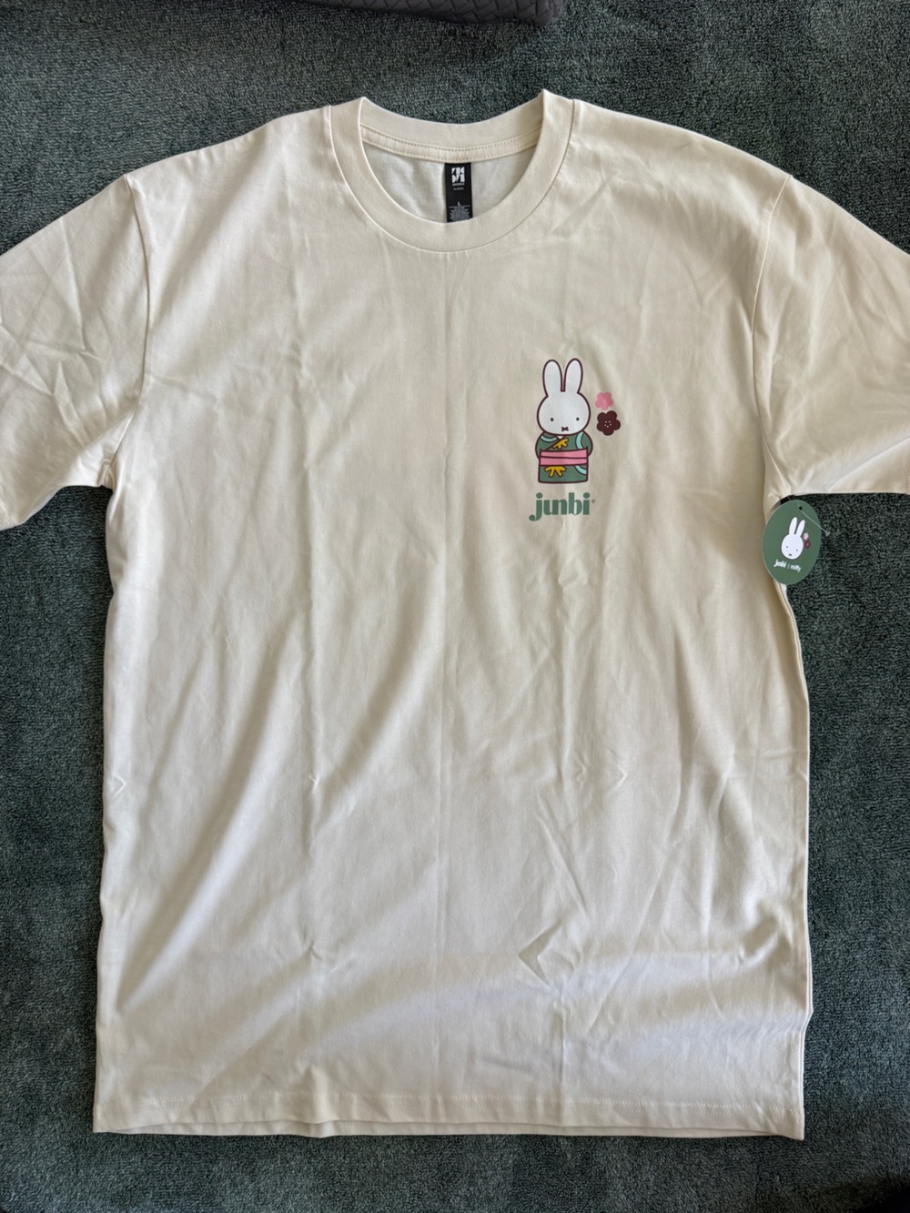 Junbi x Miffy Collab Matcha Tea in creme Large